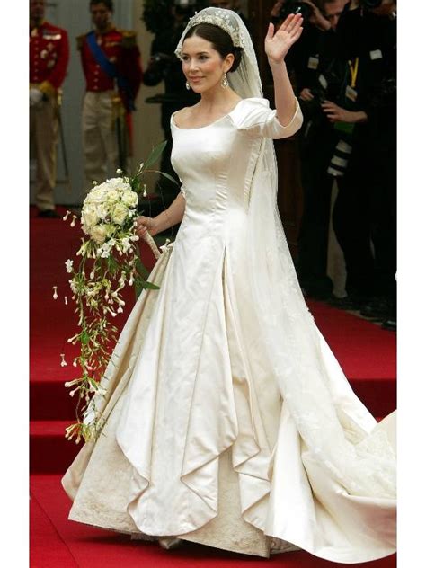 August 1946 auf schloss amalienborg in kopenhagen), von 1964 bis 1973 königin der hellenen. Mary Elizabeth, Kronprinzessin von Dänemark, heiratete 14 ...