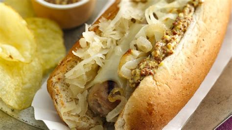 Milwaukee Dogs Recipe Hot Dog Recipes Dog Recipes Hot Dogs