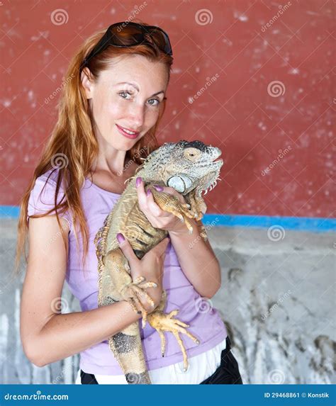 Portrait Of The Girl With The Iguana Stock Image Image Of Slithery