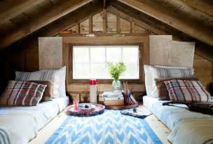 Plus, learn plenty of great ways to design and personalize your space. Lake House Decorating Ideas - New Hampshire Cabin Decorating