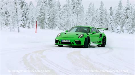 Porsche 911 Gt3 Rs Plays In The Snow The Drive