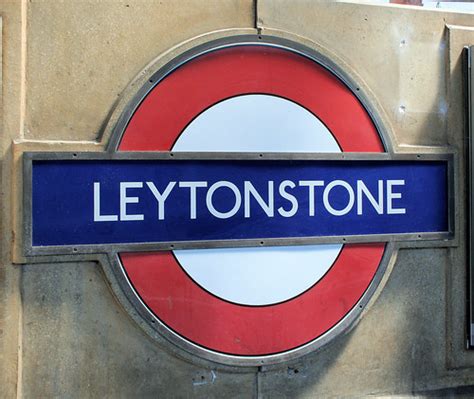 Leytonstone Underground Station 1940s Roundel Bowroaduk Flickr