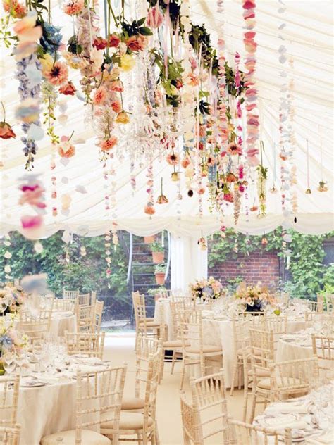 Save even more on your wedding flowers or decor with our exclusive discount for something borrowed blooms! Hanging Wedding Decor - Belle The Magazine