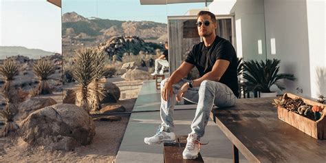 While it may be true that no matter what physical shop or online store you turn to will have various options demanding your attention, there are some names you absolutely cannot look past, and we've rounded them up into this guide. 20 Luxury Sneakers For Men To Master Casual Smart (2019)
