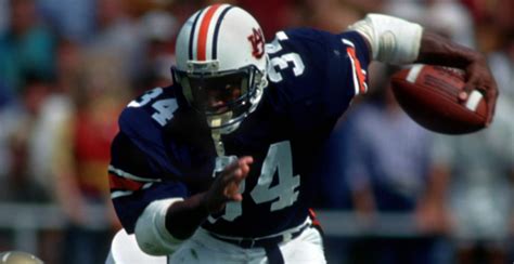 Auburn Legend Bo Jackson To Have Procedure To Fix Year Long Hiccups College Football Hq