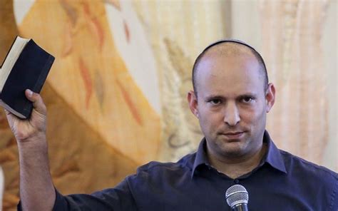 2005 yılında siyasete katıldı ve binyamin netanyahu'nun yardımcısı olarak başladı. After Duma, a very narrow bridge for Naftali Bennett | The Times of Israel