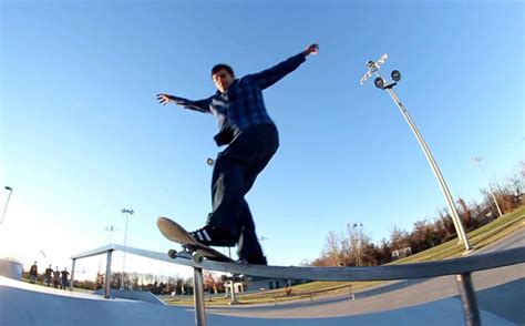 15 Skateboarding Tricks Will Make You Pro Skateboarder