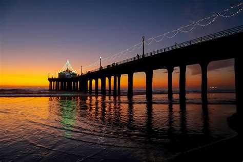 Manhattan Beach Pier With The Sunset Afterglow Sky California Etsy