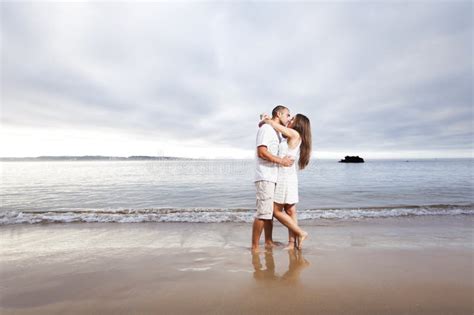Attractive Beautiful Couple Love Walking Beach Kissing Romantic Summer