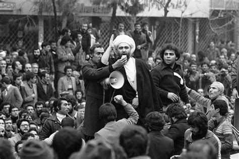 Photos From The Iranian Revolution 40 Years Ago — Quartz