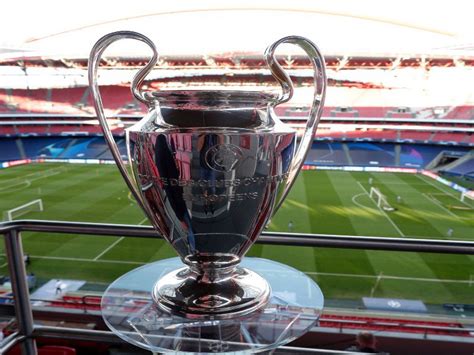 Заря динамо 19:30 униан ворскла львов 19:30 фут. PSG and Bayern prepare for battle in surreal Champions ...