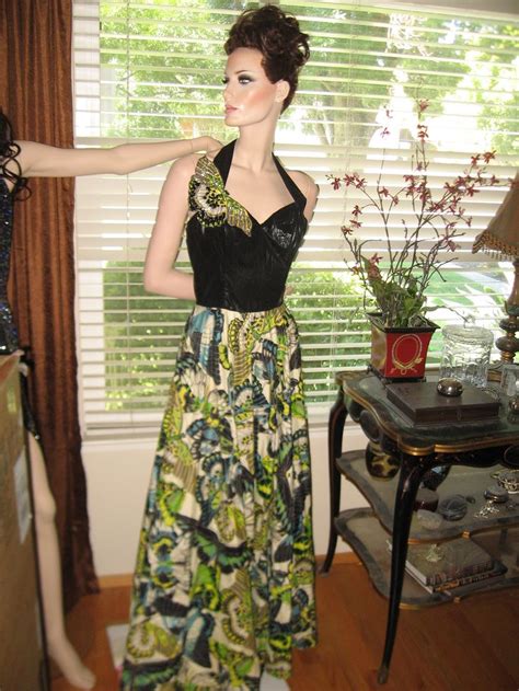 Vintage silk emma domb wedding dress tiered back. Emma Domb vintage | Dresses, Vintage store, Vintage
