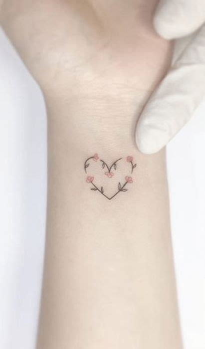 100 Mejores Imágenes De Tattoo Femeninos En 2020 Tatuajes Tatuajes