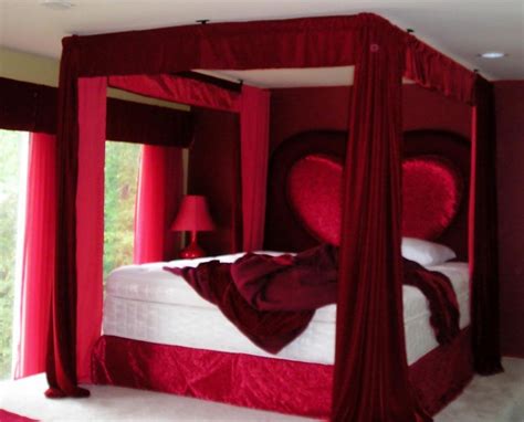 Red bedroom color ideas 4. 12 Romantic Bedroom Ideas In Red Color | World inside pictures