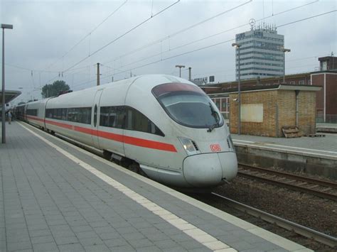 Bitte beachten sie auch hier, dass der fahrplan sich an. DB ICE-T Triebkopf 411 506-9 Köln-Dresden in Bochum Hbf ...