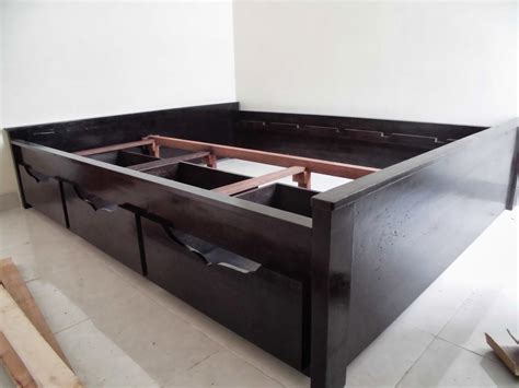 Bahkan kamu bisa melakukan kustomisasi produk sesuai dengan. dipan laci minimalis 1 - Glugu Wood Art