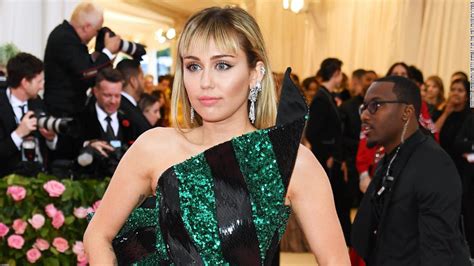 Miley Cyrus Is Instagramming Health Updates From Her Hospital Bed Cnn