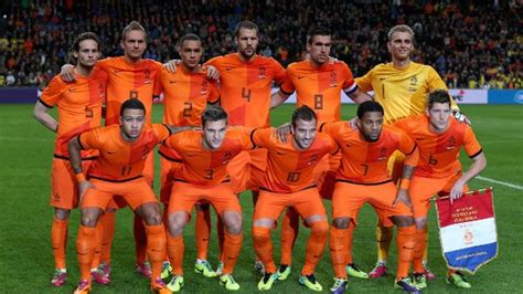 Mức kèo nhà cái cược chấp trận này: Đức, Hà Lan tranh suất số 1 vé dự Euro: Cựu sao MU ...