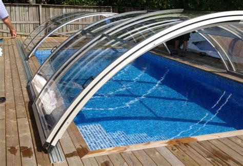 The first thing you have to do when building your own pool enclosure is. 9 Easy Ways to Decorate High Profile Screened Enclosures - Excelite Plas