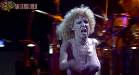 Bette Midler Nude Pics Page 1