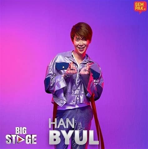 Jangan lupa sibscribe,like, and shearsaya ucapkan banyak terimakasih kepada kalian yang suda menonton videoini,yang suda melihat chennel youtube saya dan jan. Lirik Lagu Luka dan Bahagia - Han Byul