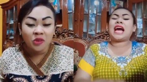 Sosok Tante Lala Seleb Tiktok Viral Yang Selalu Marah Marah Saat Live