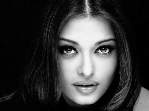 A collection of aish wallpapers with a nice beat playing. Aishwarya Rai Black & White Wallpapers | HD Wallpapers ...