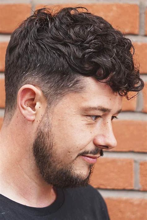 Wavy Hair Men How To Get And Manage Your Waves Wavy Hair Men Mens