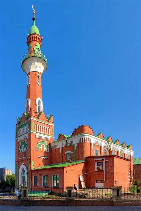 В казани после нападения на гимназию №175 введен режим контртеррористической операции. Закабанная мечеть в Казани: история, описание