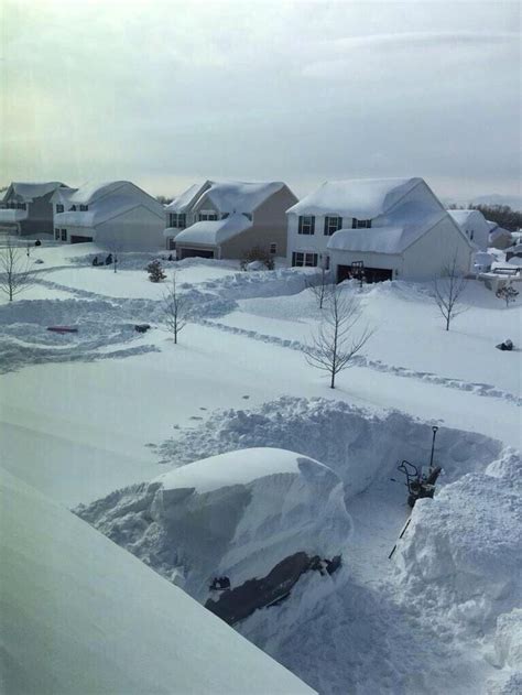 Snow Fun Buffalo Ny November After 7 Ft Of Lake Effects Snow