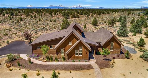 4 Impressive Homes For Sale In The Bend Oregon Area The Local Arrow