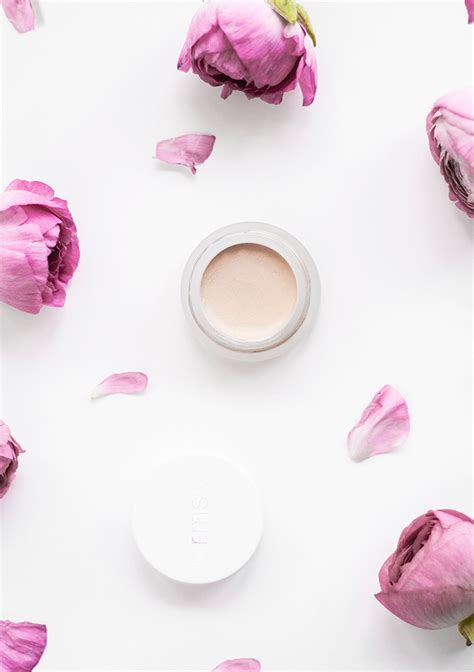 RMS Beauty Un Cover-Up Concealer Foundation in 00 ...