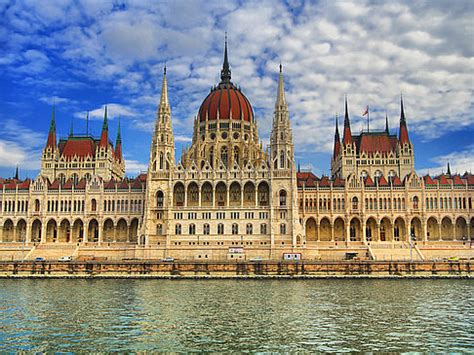 177 találat térkép nézet ». Ungarisches Parlament in Budapest - Geschichte & Info