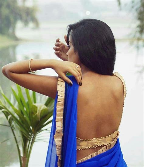 Pin By Singh Sanjana On Backless Beauty Poses Backless Indian Models