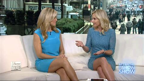 ‎elisabeth Hasselbeck And Ainsley Earhardt Hot Legs 040115 Youtube