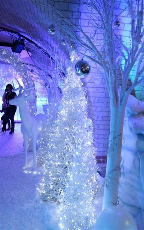 Beautiful Winter Wonderland Lighting Ideas For Outdoor And Indoor Decor