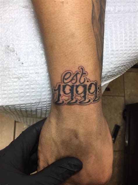 40 Est. Tattoos for Men | Improb