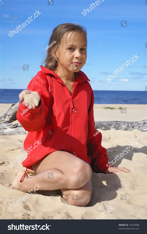 Cheerful Preteen Girl Playing Sand On 스톡 사진 10253686 Shutterstock