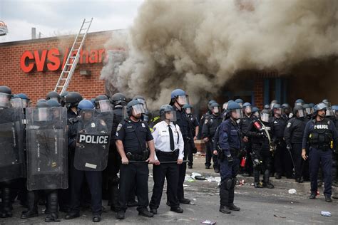 Watch Baltimore Livestream Freddie Gray Riots Video