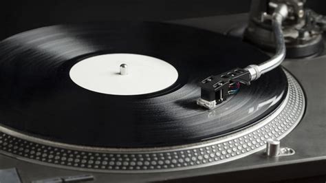How To Hook Up Turntable To Receiver Without Phono Input Easy