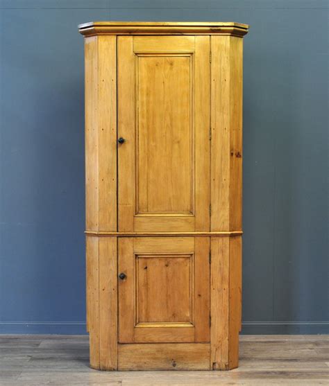 Antique victorian pine housekeepers cupboard, 19th century, 1890s. Attractive Large Tall Antique Victorian Rustic Pine Corner ...