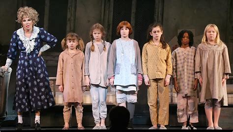 Annie Theater Review The New York Times