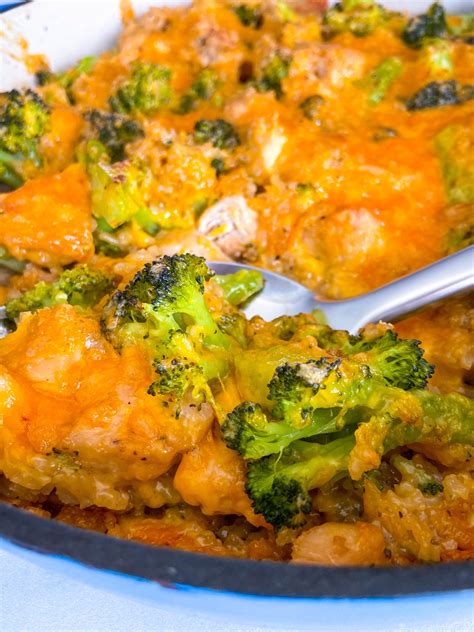 Sprinkle with remaining 3/4 cup cheese. One-Pot Cheesy Chicken, Broccoli and Rice - The Delicious Antidote