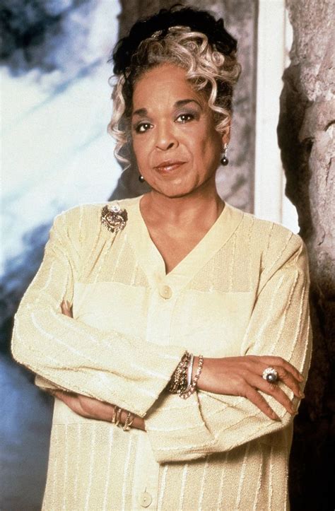 Della Reese Dead At 86 Touched By An Angel Star Has Died Della Reese Touched By An Angel