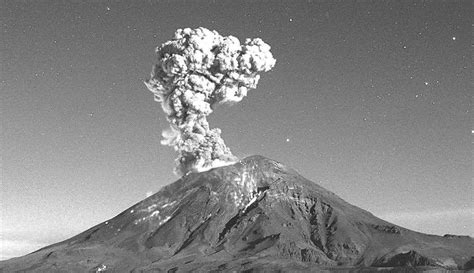 VÍdeo Volcán Popocatépetl Registra Impresionante Explosión