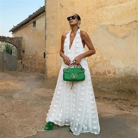 El Vestido Blanco Más Elegante Del Verano Es Este De Massimo Dutti