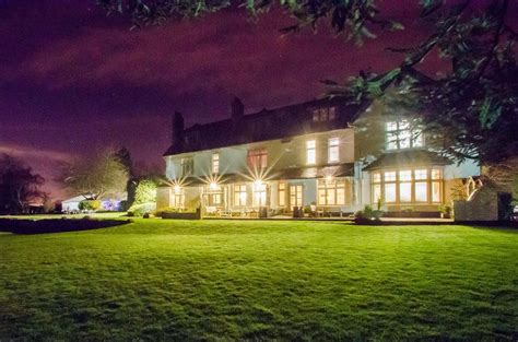 Exclusive Use Wedding Venue In Warwickshire Country House Lodge