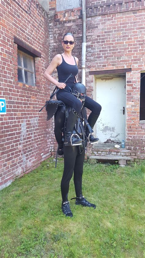 Human Pony Shoulder Riding Tour The English Mansion Preview Gallery