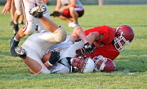 10 Concussion Safety Tips For Fall Winter Student Athletes Xlntbrain