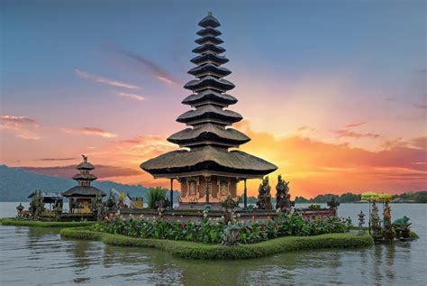 Destinasi Wisata Terpopuler Di Indonesia Traveling Yuk